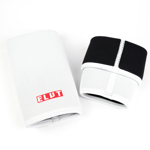 KNEE SLEEVES